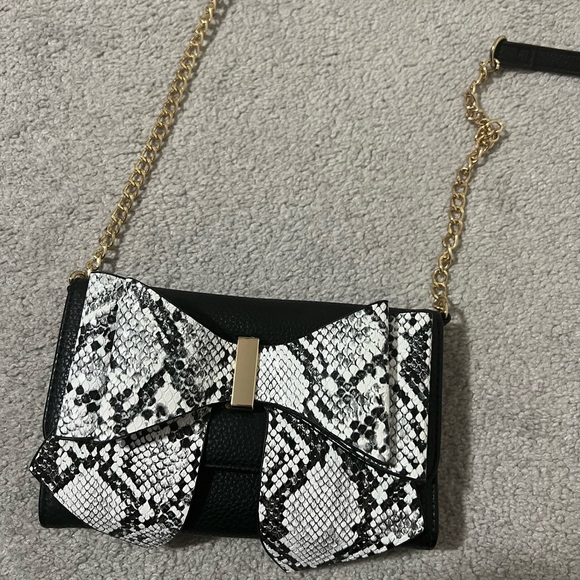 Crossi mini cross body wallet purse - Picture 2 of 6